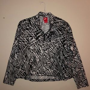 🥼Nike B/W Patterned Windbreaker🥼